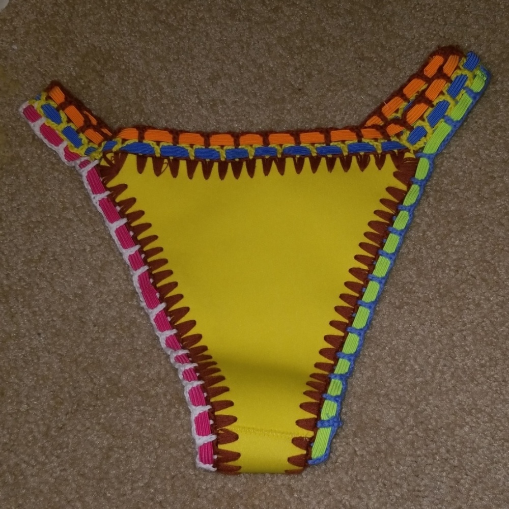 Kini - Picture 2 of 4